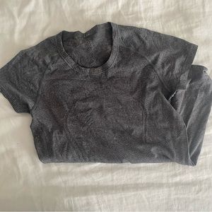 Lululemon Swiftly Tech Short Sleeve